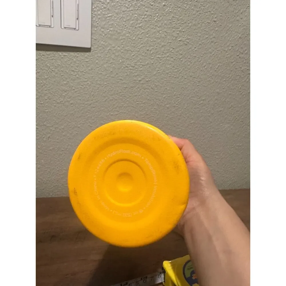 Hydro Flask 18oz Yellow with Wide Fex Cap Water Bottle